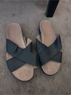 Vionic Black Crisscross Leather Slip-On Sandals